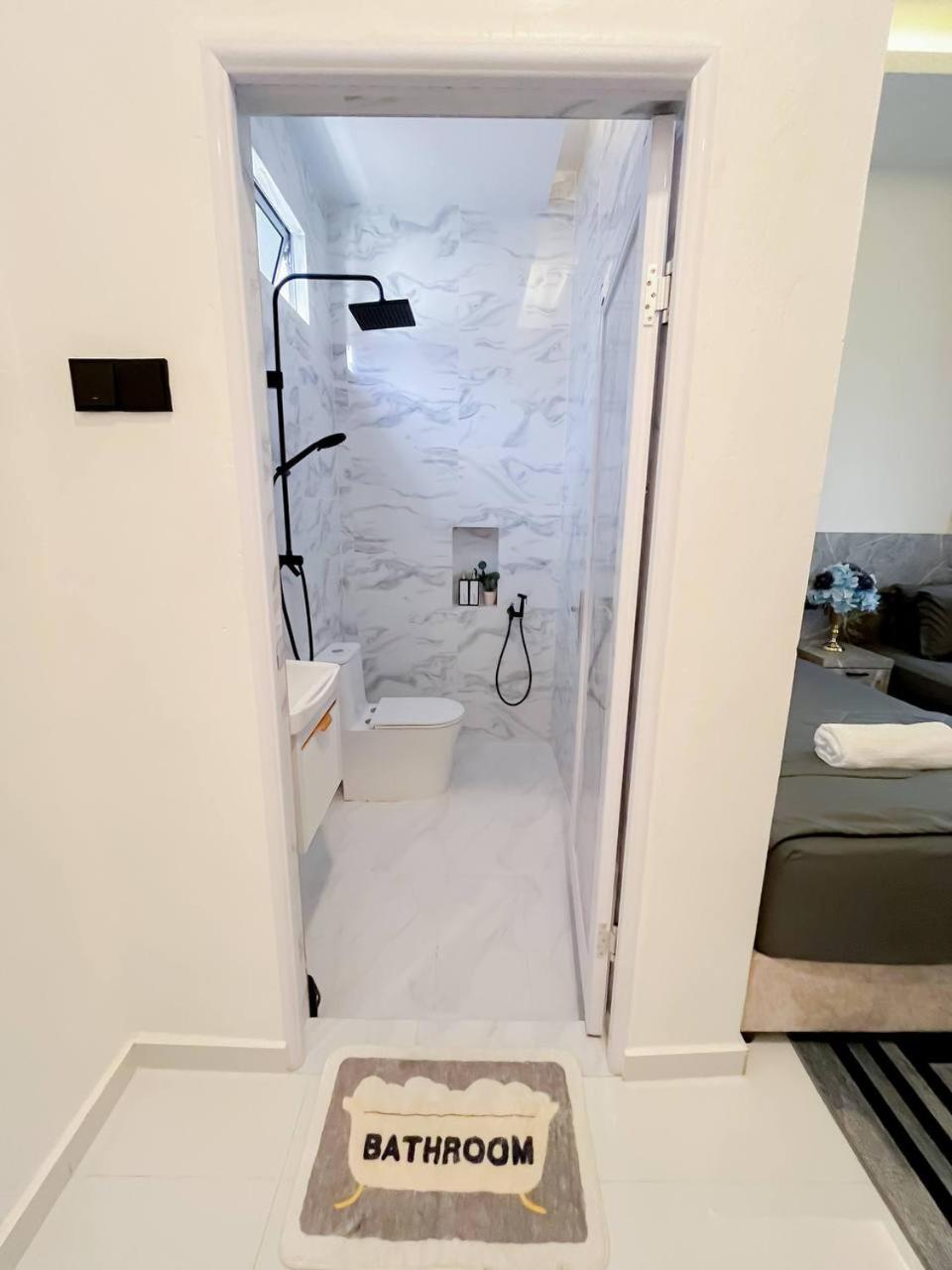 Auranad Tinyhouse Bandar Tanah Merah Wifi Netflix Ngoại thất bức ảnh