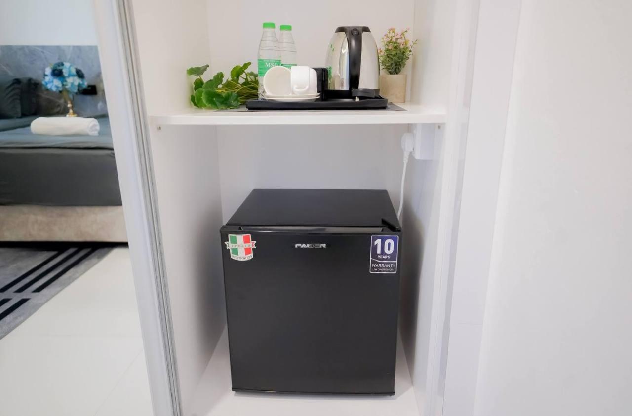 Auranad Tinyhouse Bandar Tanah Merah Wifi Netflix Ngoại thất bức ảnh